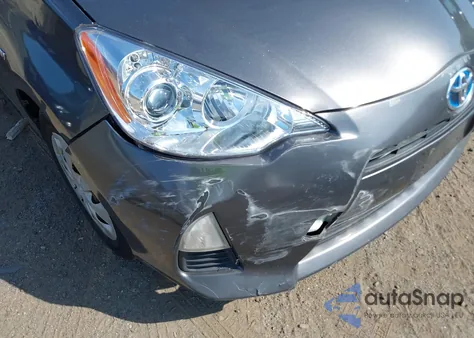 2012 Toyota Prius C Two z USA, uszkodzony, nr VIN JTDKDTB30C1507436